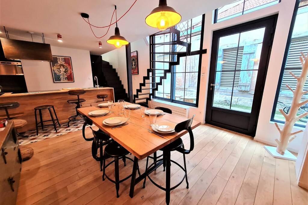 L'Atelier Du Chapeau Rouge En Plein Centre Ville 第戎 外观 照片